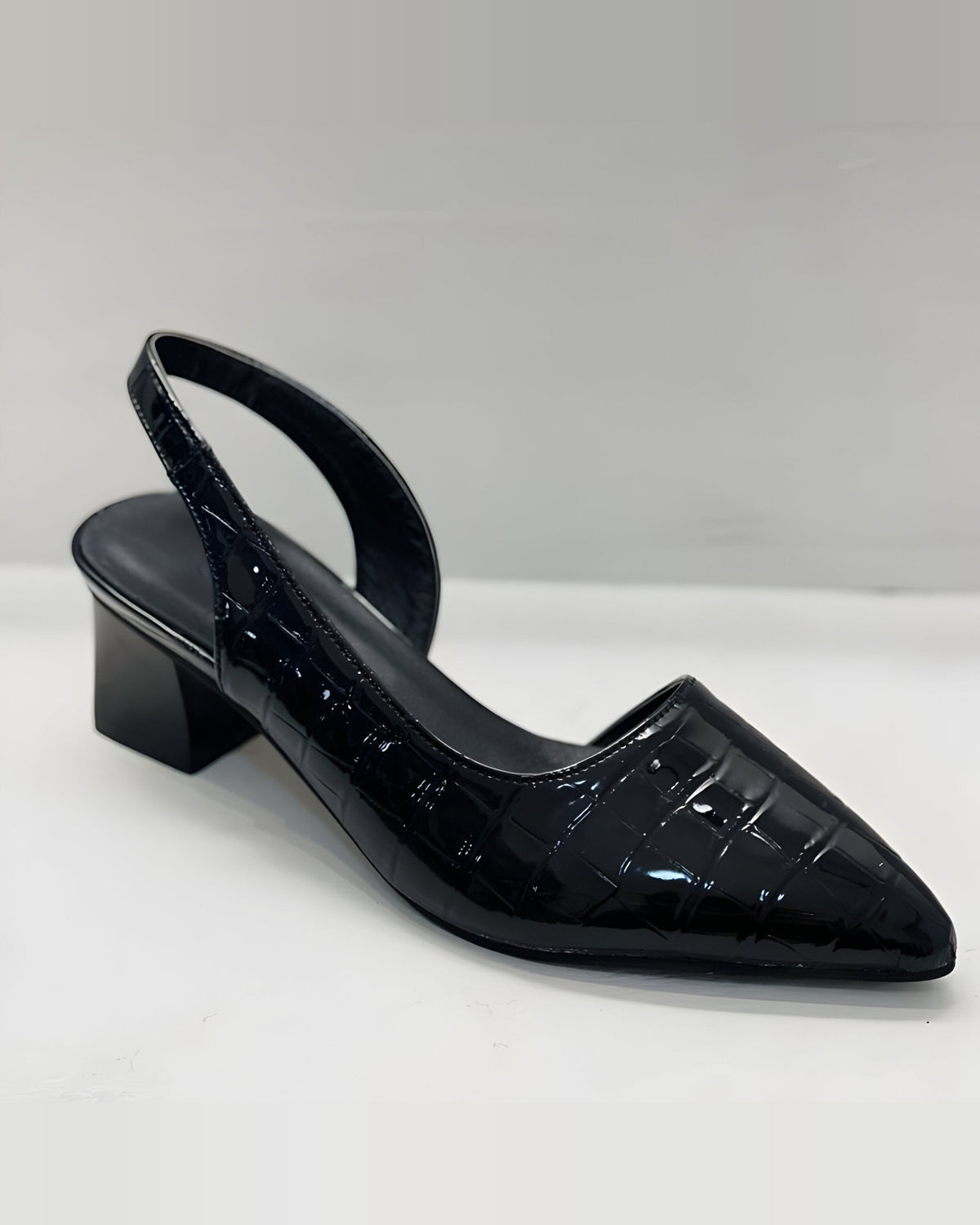 Calzado Mocasín suave de punta