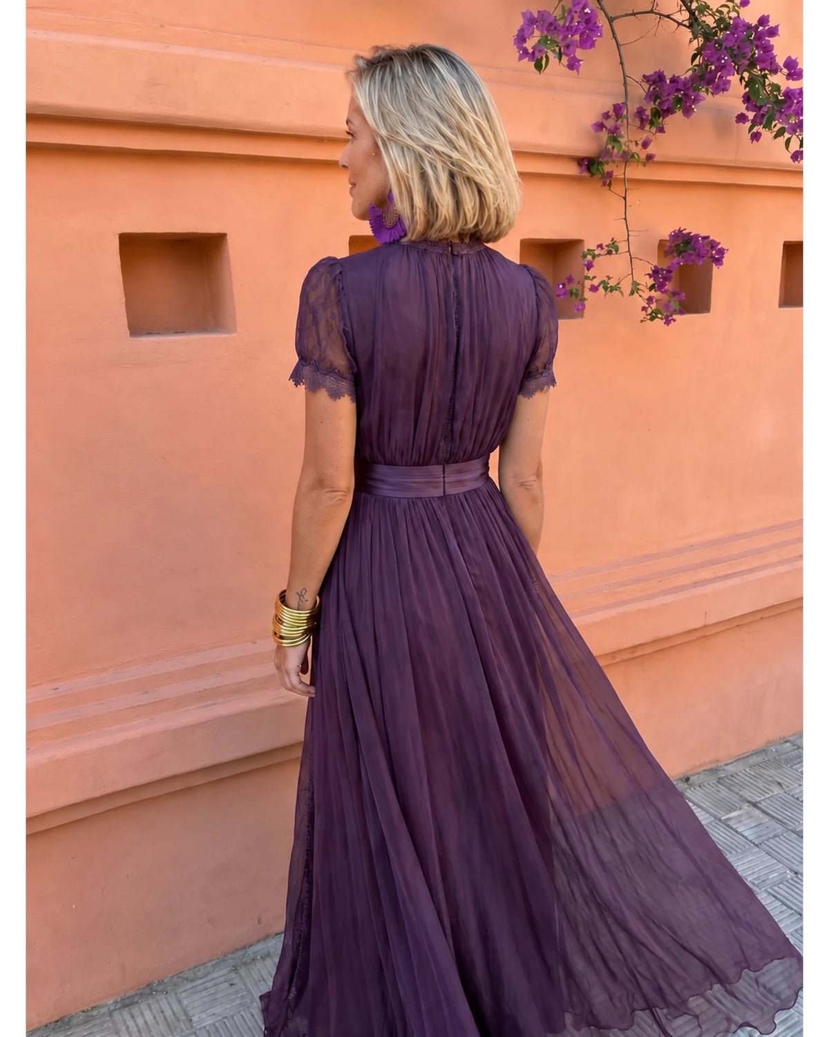 Lifestyle Vestido largo de gasa con cuello alto