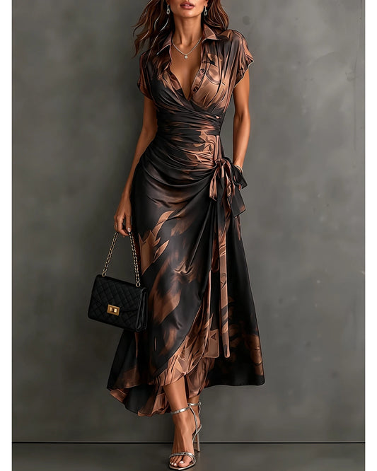 Lifestyle Vestido cruzado con estampado abstracto