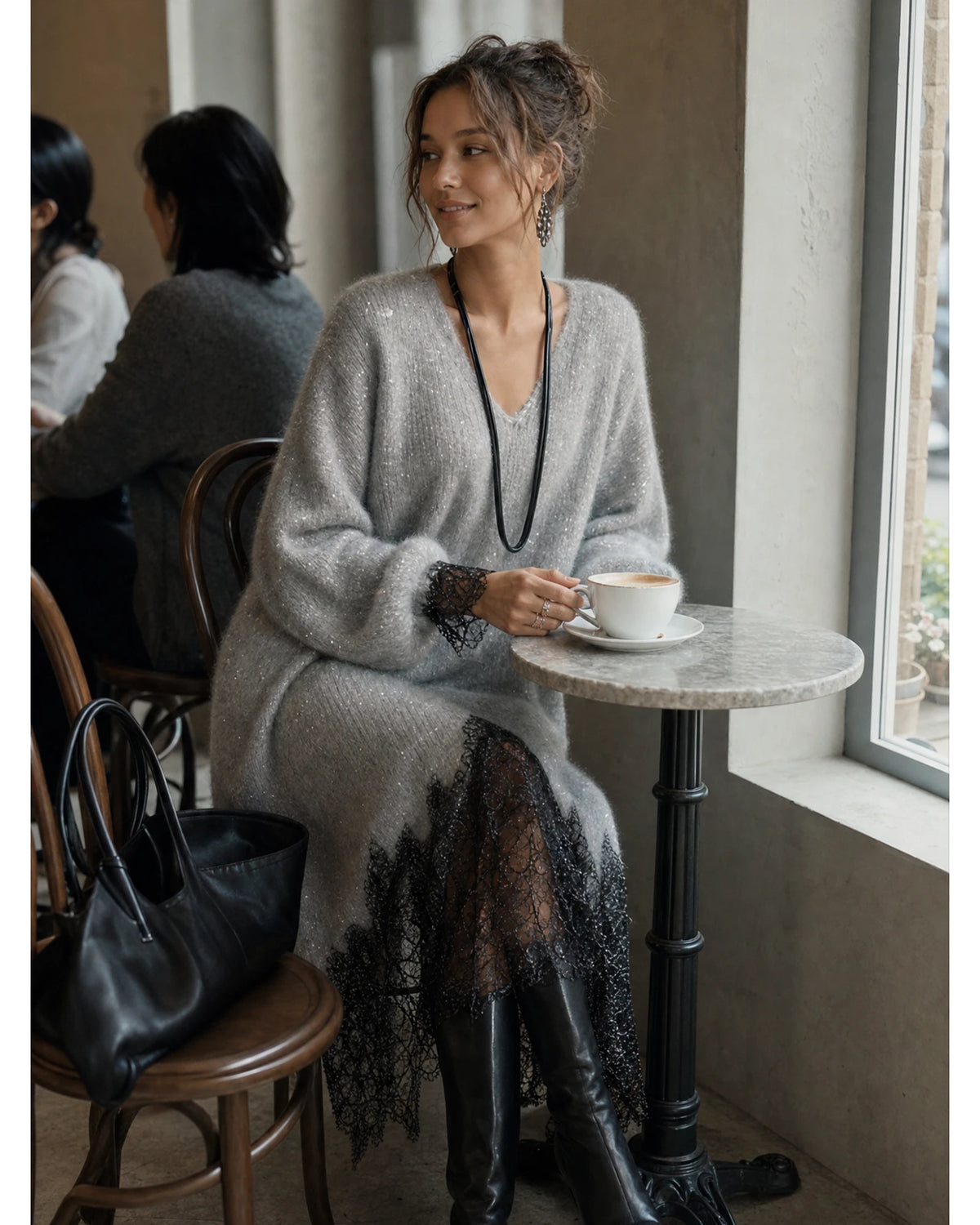 Lifestyle Vestido midi de punto con bajo de encaje